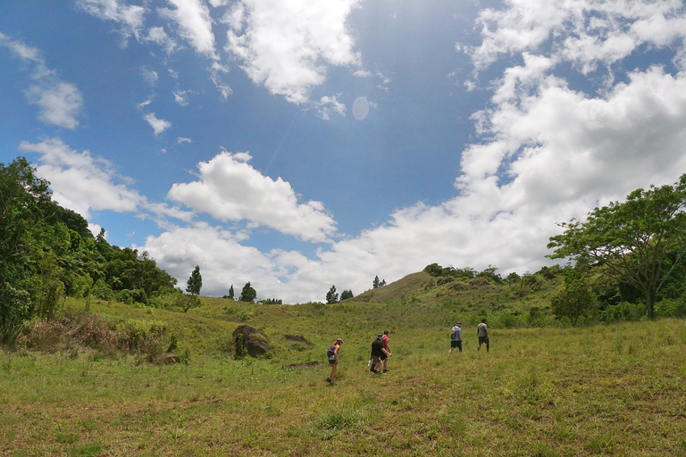 Nadi: Przygoda z wędrówką w małej grupie po ukrytych szczytachUkryte szczyty – przygoda dla małych grup miłośników wędrówek