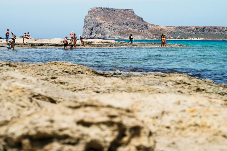 From Chania Areas: Gramvousa Island Day Trip and Balos Beach Pickup from Kalyves and Almyrida