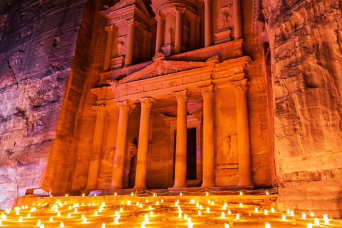 Aqaba: Petra by Night Tour med privat transfer