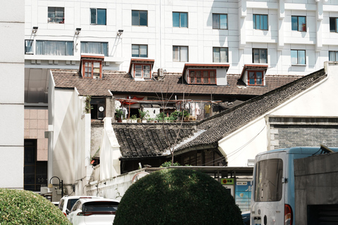Old Shanghai: Yu Garden, Mosque and City Wall Walking Tour