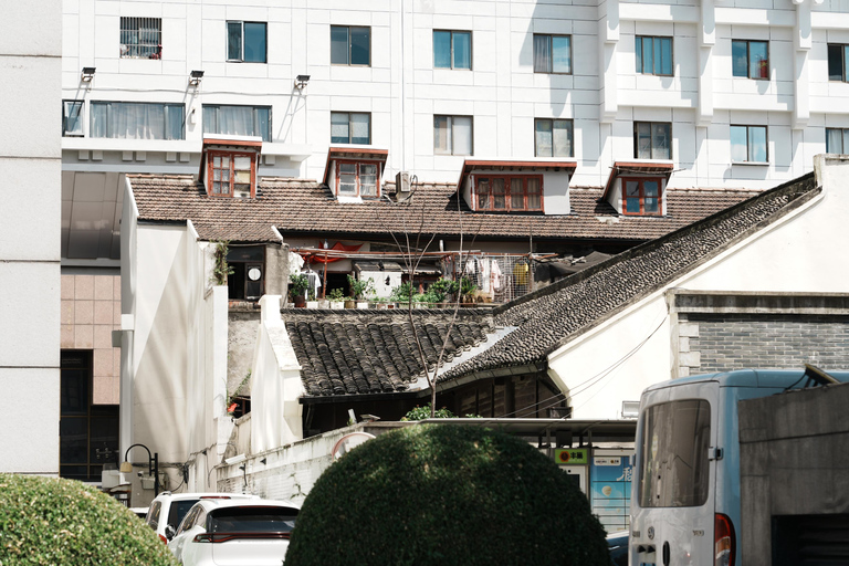 Old Shanghai: Yu Garden, Mosque and City Wall Walking Tour