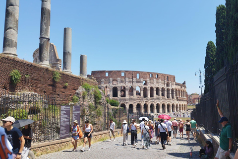 Roma: Colosseo, Foro Romano e Ingresso al PalatinoRoma: Colosseo, Foro Romano e Palatino Biglietto di ingresso prioritario