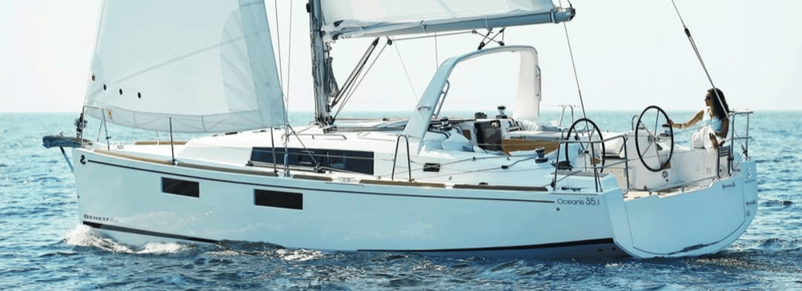 Tarente : expérience de navigation de luxe, baignade aux îles Cheradi