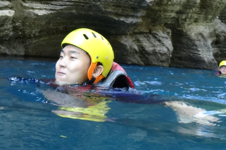 Tour de aventura en Antalya: barranquismo y raftingExcursión de Aventura en Antalya: Rafting y Barranquismo