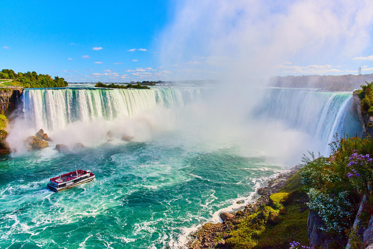 From Toronto: Private Niagara Falls Helicopter Tour & Lunch