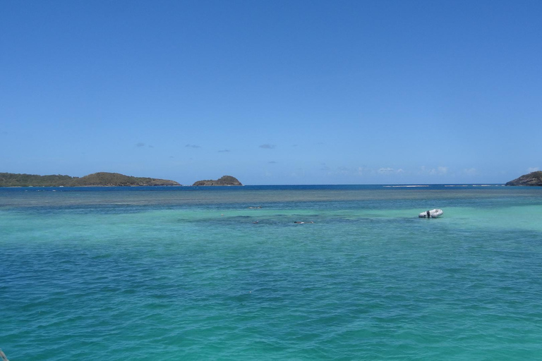 A day at sea to discover the lagoons of the Îlets du François A day trip to the lagoons of François