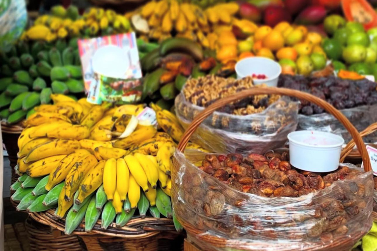 Funchal: Tuk-Tuk Tour with Madeira Wine and Honey Cake