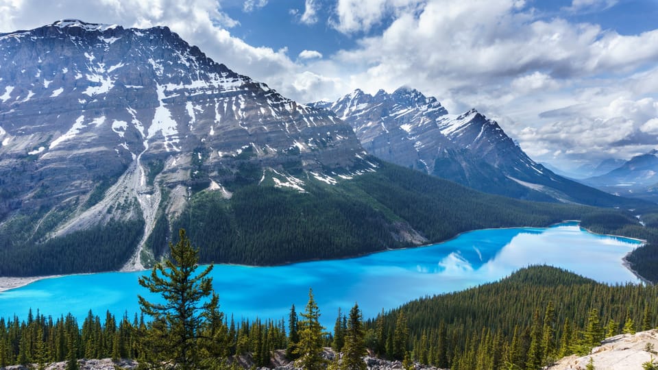 Moraine Lake and Iconic Sights of the Rockies Private Tour | GetYourGuide