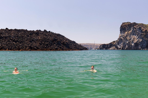 Santorini: Catamaran Cruise with Fresh Meal & Open Bar Day Cruise