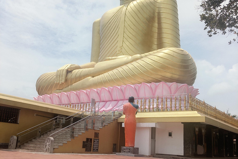 Ella: 3-Day Heritage Tour to Kandy, Nuwara Eliya & Sigiriya