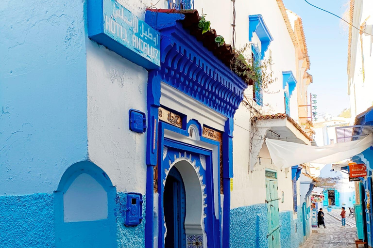 De Fez: Viagem de 1 dia a Chefchaouen com motorista para um grupo de 8 pessoas