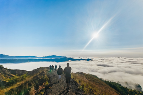 Mount Batur: Trekking-Tour bei SonnenaufgangVulkan Batur: Aufstieg zum Sonnenaufgang - Kleingruppentour