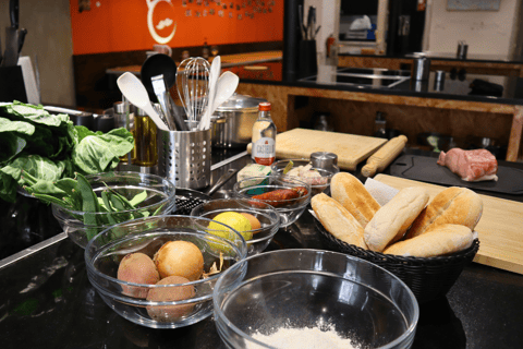 里斯本：葡萄牙街头美食烹饪课（含饮品）