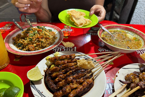 Jakarta Nights Food Tour with 15+ Tastings
