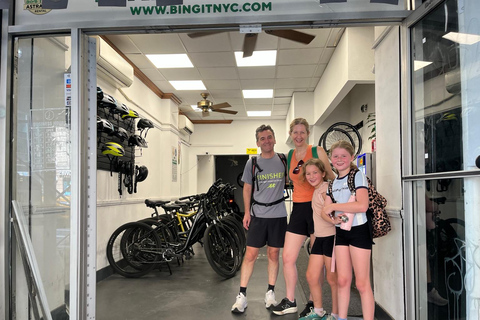 NYC: Central Park Bike Rental with Helmet and Lock 4-Hour Classic Bike Rental