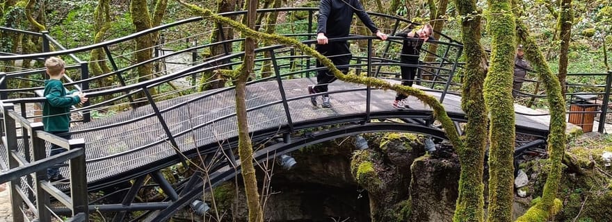 Visite privée de KUTAISI : Martvili, Okatse et Prométhée