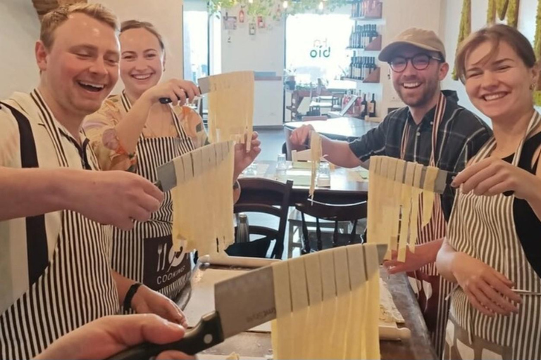 Spanish Steps - Pasta Class with wine and tiramisù Spanish Steps - Pasta&tiramisù cooking class