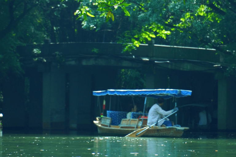 West Lake Yuloh-boot in Hangzhou