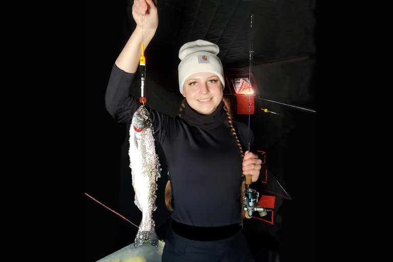 Anchorage: Ice Fishing Trip With Transportation