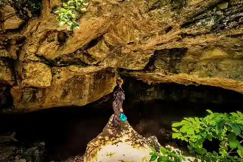 La Ciotat : Demi-journée de spéléologie dans le parc national des Calanques