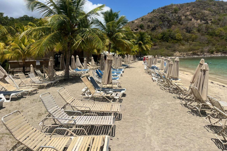 St Kitts: Reggae Beach Bar Bundle Pass