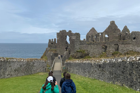 Prywatna wycieczka po mieście Belfast i Giants Causeway 16 PAX