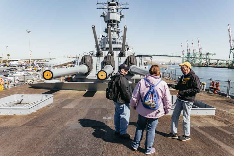 Los Angeles: Battleship Iowa Museum Ticket. Foto: GetYourGuide