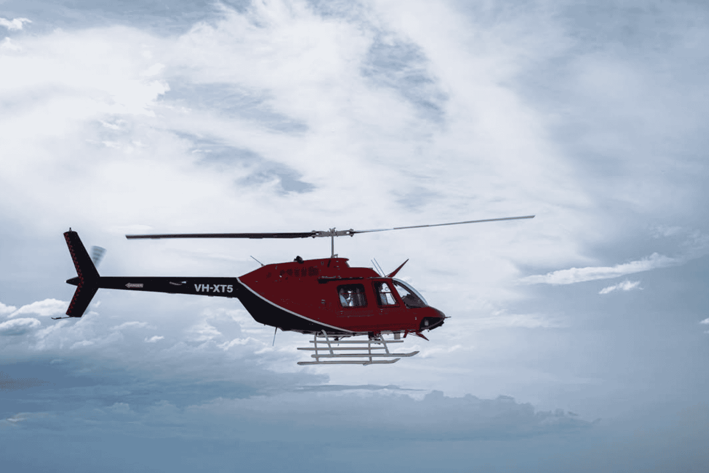 Moreton bay: Luxury Helicopter Tour 35-Minute Flight Time