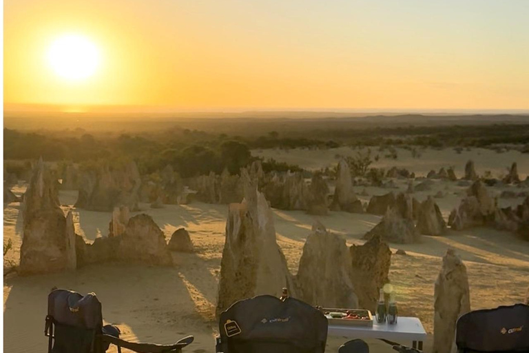 Pinnacles Sunset & Stargazing Private Tour with Lobster Meal