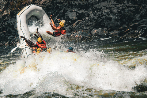 Victoria Falls: Sunset Cruise with 2 Shearwater Activities