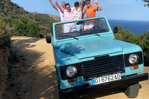Lloret de Mar: Guided Sightseeing Tour in a 4x4 Vehicle