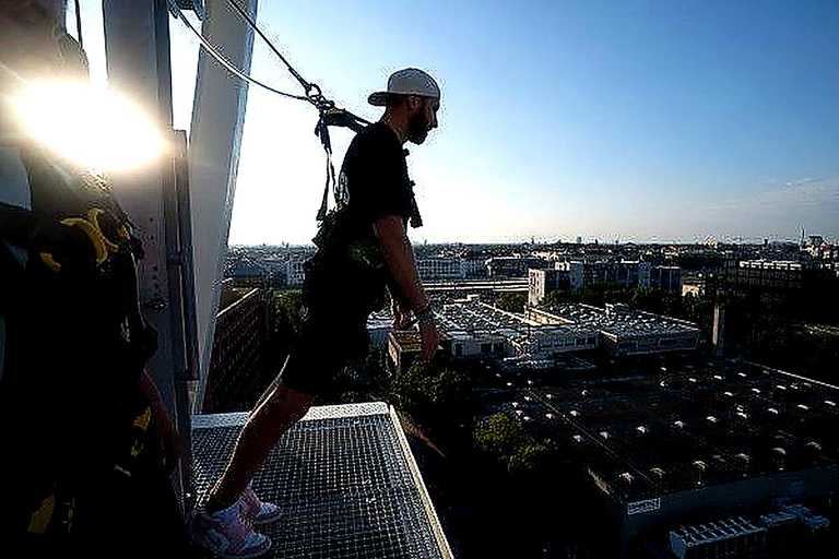 Munich: Sky Thrill Adrenaline Platform Experience UMADUM