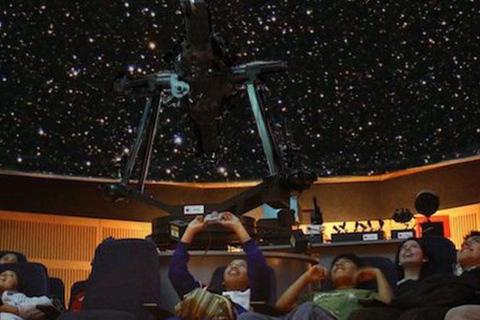 Entdecke die Sterne im Planetarium von Cusco