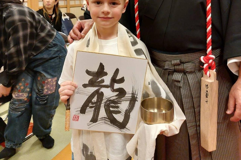 Nagoya: Private Calligraphy Experience