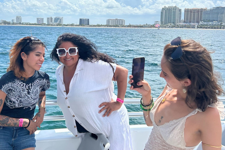 Fort Lauderdale: Air Show Cruise with Live Commentary