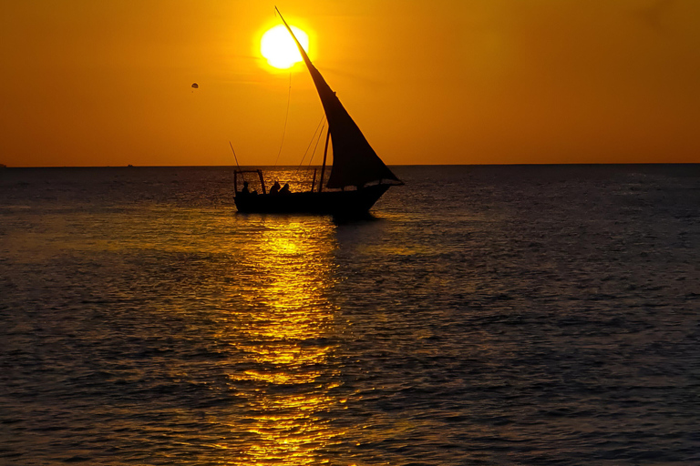 Zanzibar: Nungwi i Kendwa Sunset Dhow Cruise z transferemZanzibar: Nungwi i Kendwa Sunset Dhow Cruise.