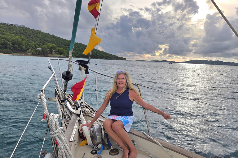 St Thomas: Jeep Tour & Sailing Snorkel Cruise Combo St Thomas: Jeep Tour & Sailing Snorkel Cruise Combo