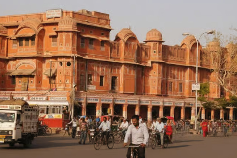 Jaipur: passeio matinal de tuk-tuk com vida local e templo - 4 horasJaipur: passeio de tuk-tuk pela manhã com vida local e templo antigo
