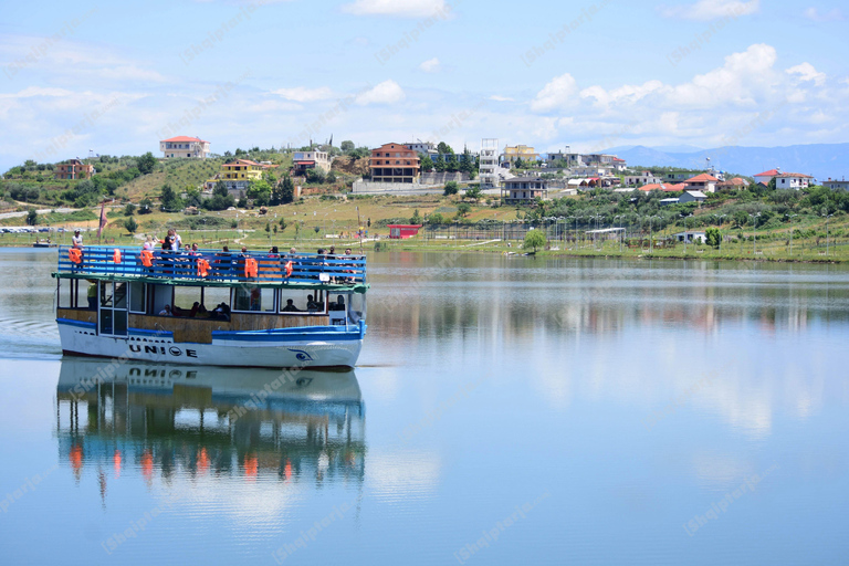 Berat Cıty: Excursión al Lago Belshi y Cata de Vinos