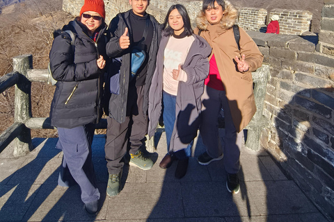 Beijing: Private Tour to Mutianyu Great Wall & Summer Palace Private Car with English-Speaking Driver