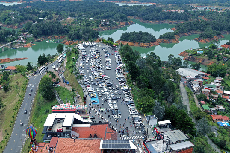 Tour privato di mezza giornata alla Pietra di Peñol da Medellin