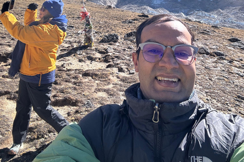 Everest Base Camp & Gokyo Lake Helicopter Flight landing Gokyo Lake Helicopter Flight Tour with Breakfast