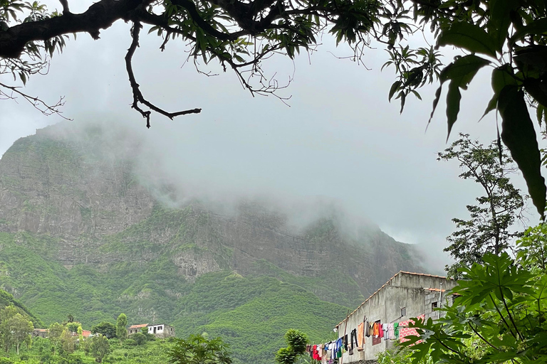 Serra Malagueta - Ribeira de Gongon - Hortelão Hike Hike Serra Malagueta - Ribeira de Gongon - Hortelão