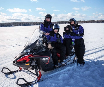 Rovaniemi: Snöskotertur för familjen