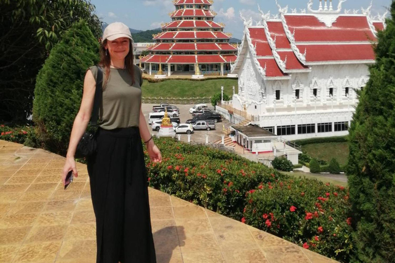 Chiang Rai: Explore 3 Highlight Temples (White, Blue, Red) Meeting Point: Wat Phra Singh (Hotels Outside Pickup Area)