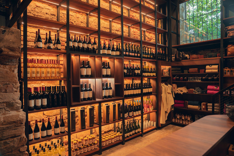 In the heart of Montevideo: Guided tasting of Uruguayan wines from 5 regions.