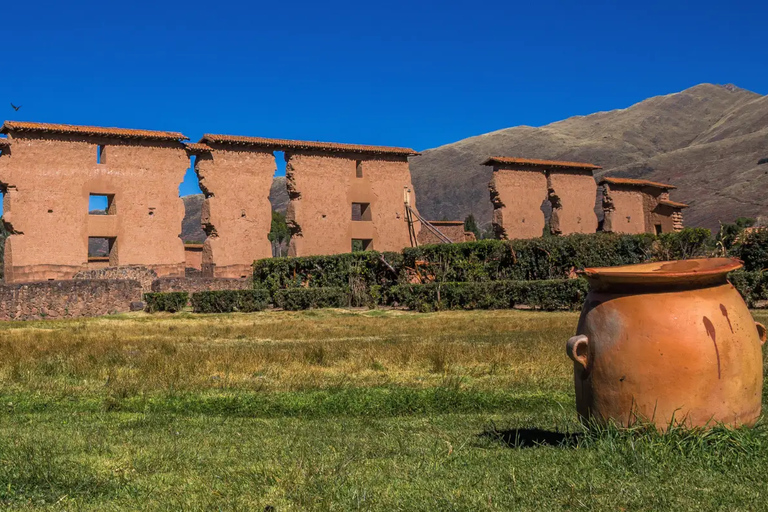 Round trip Cusco: Route of the sun + 1D in Puno