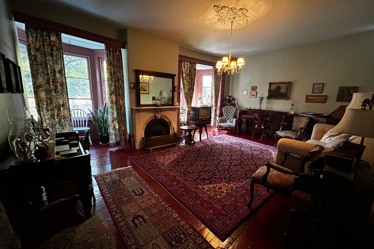 Aurora: Hillary House National Historic Site Guided Tour