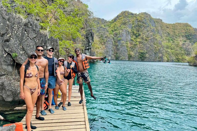 Coron: Private Island Tour with Kayangan Lake & Hot Spring