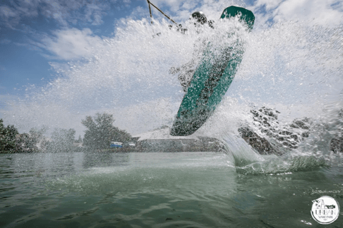 Avignon: Stand Up Paddle Rental at Wake Park